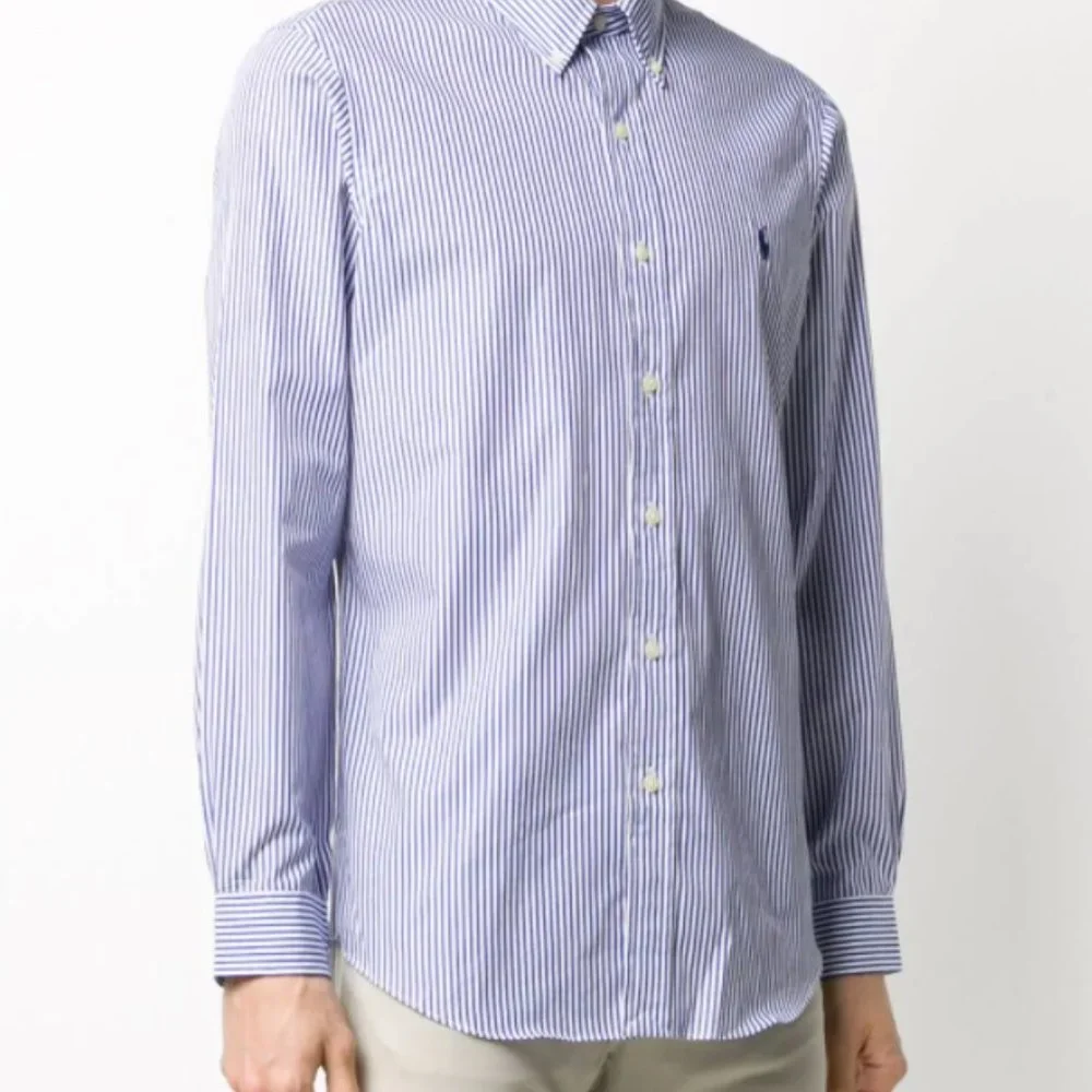 Polo Ralph Lauren button down 🏇 - Picture 2 of 3